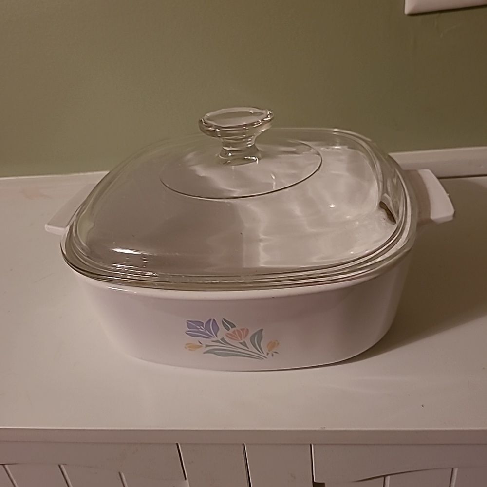 Corningware Friendship Casserole Dish